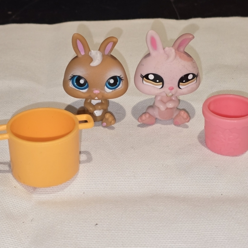 LPS LITTLEST PET SHOP Adorable Bunny Toy Set - Brown and Pink